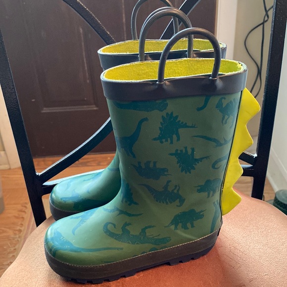 Carter's Other - Kids carter rain boots size 11 green with dinosaurs